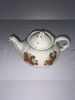 White Strawberry Ceramic Teapot with Gold Trim